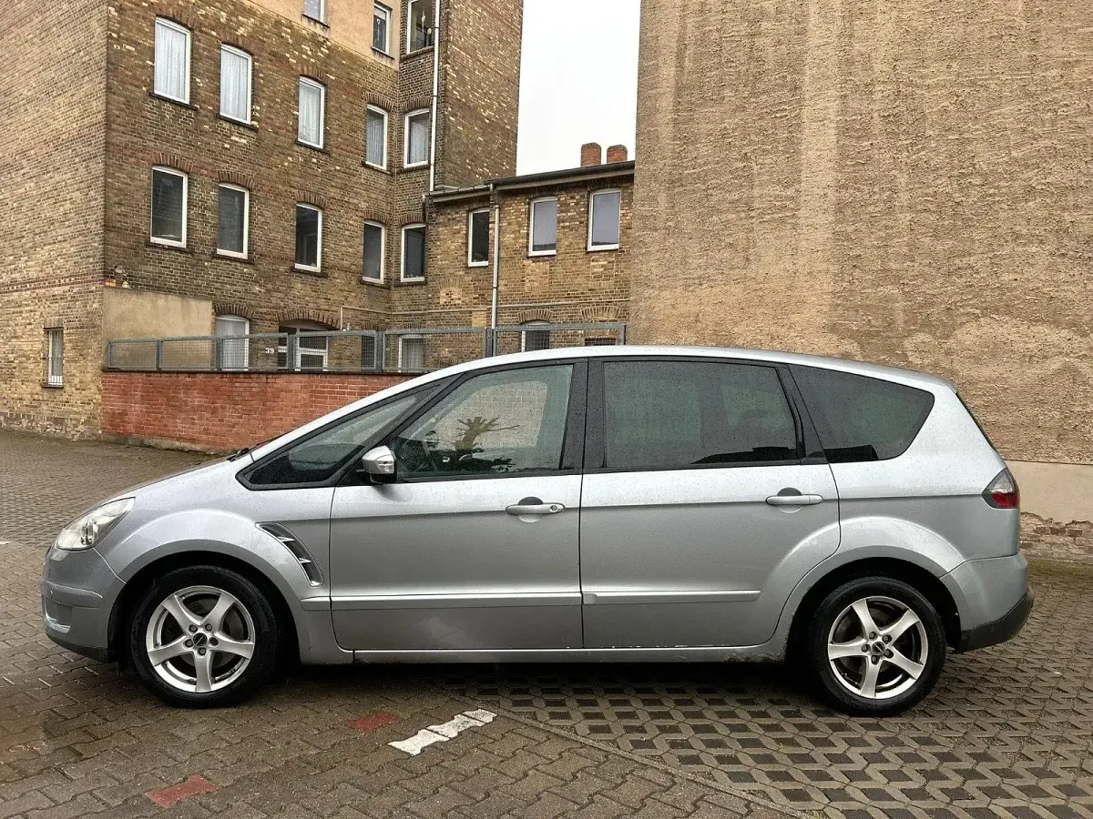 Gebraucht Ford Galaxy 140 PS (102 kW) 2006 Van / Kleinbus