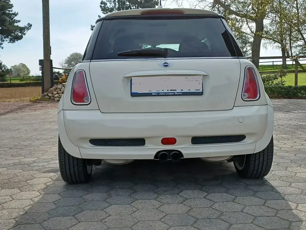 Gebraucht Mini John Cooper Works 235 PS (172 kW) 2004 Weiß Kleinwagen
