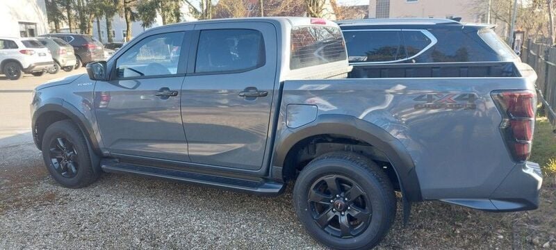 Gebraucht Isuzu D-Max 163 PS (119 kW) 2025 Grau Pickup