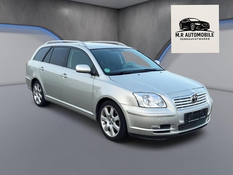 Gold Gebraucht 2006 Toyota Avensis Executive Kombi | 2.750 € (Guter Preis) - Bild 1/4