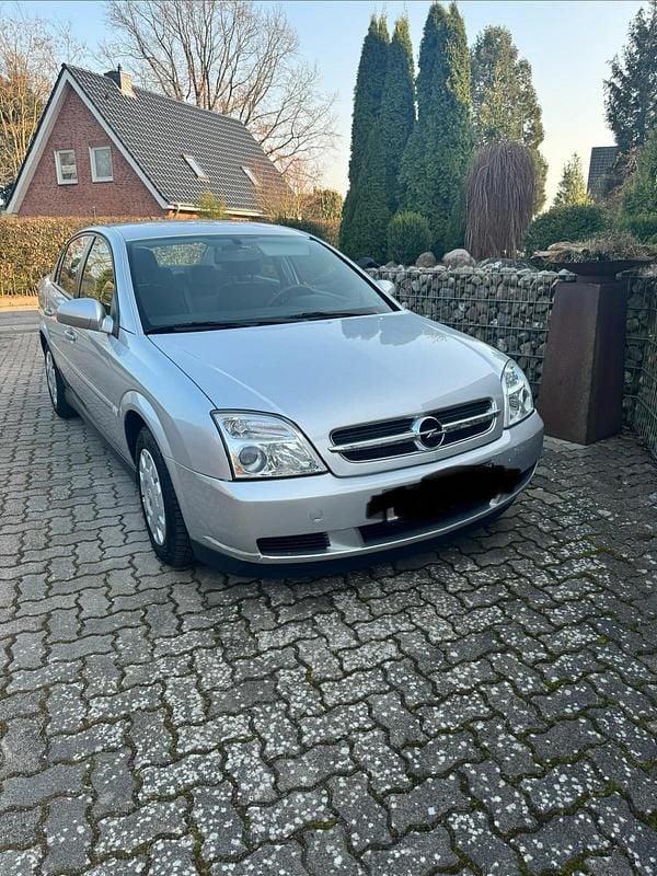 Gebraucht Opel Vectra 100 PS (73 kW) 2005 Silber Limousine