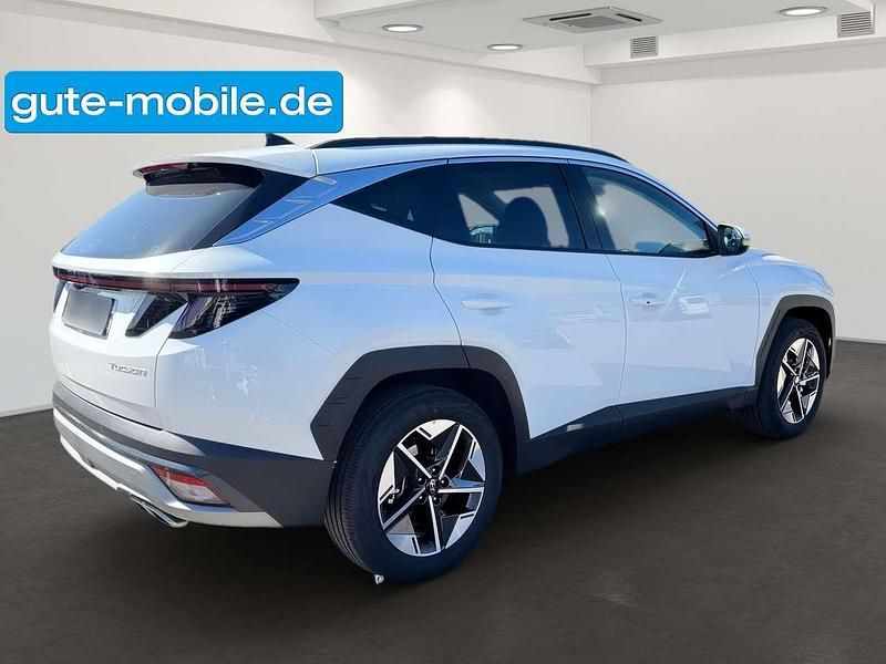 Neu Hyundai Tucson Trend 160 PS (117 kW) 2025 Atlas white / sol SUV
