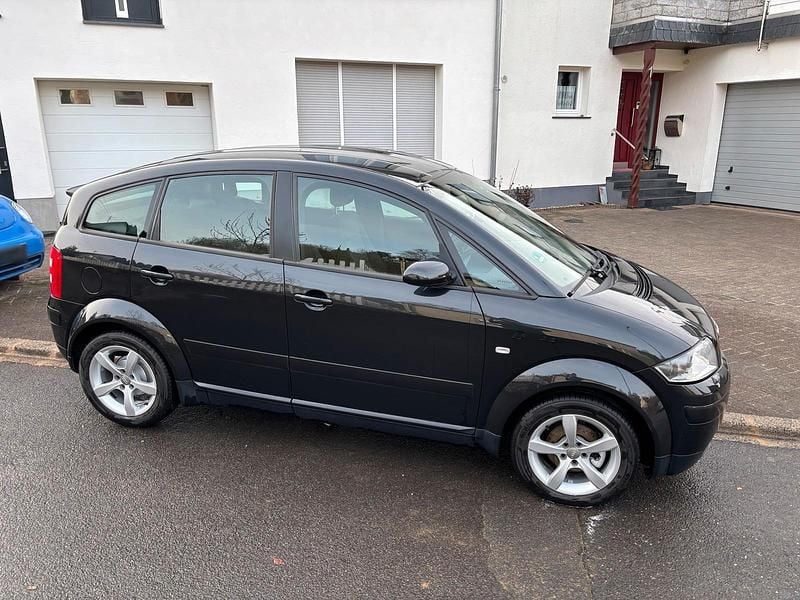 Gebraucht Audi A2 75 PS (55 kW) 2003 Schwarz Kleinwagen