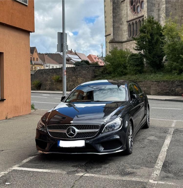 Schwarz Gebraucht 2015 Mercedes CLS350 Shooting Brake Kombi | 14.000 € (Fairer Preis) - Bild 1/4