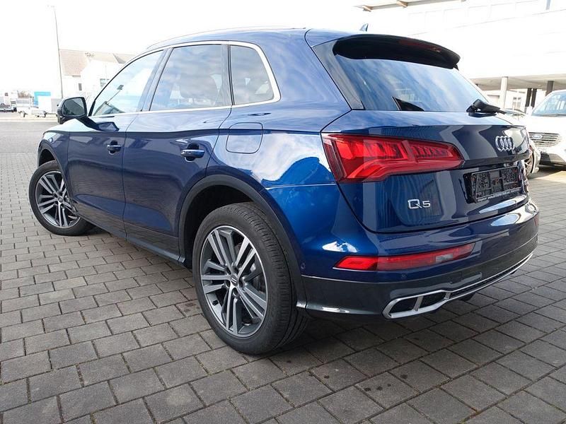 Gebraucht Audi Q5 S-Line 252 PS (185 kW) 2020 Blau SUV