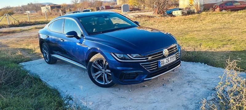 Blau Gebraucht 2018 VW Arteon R-line Limousine | 20.400 € (Fairer Preis) - Bild 1/4