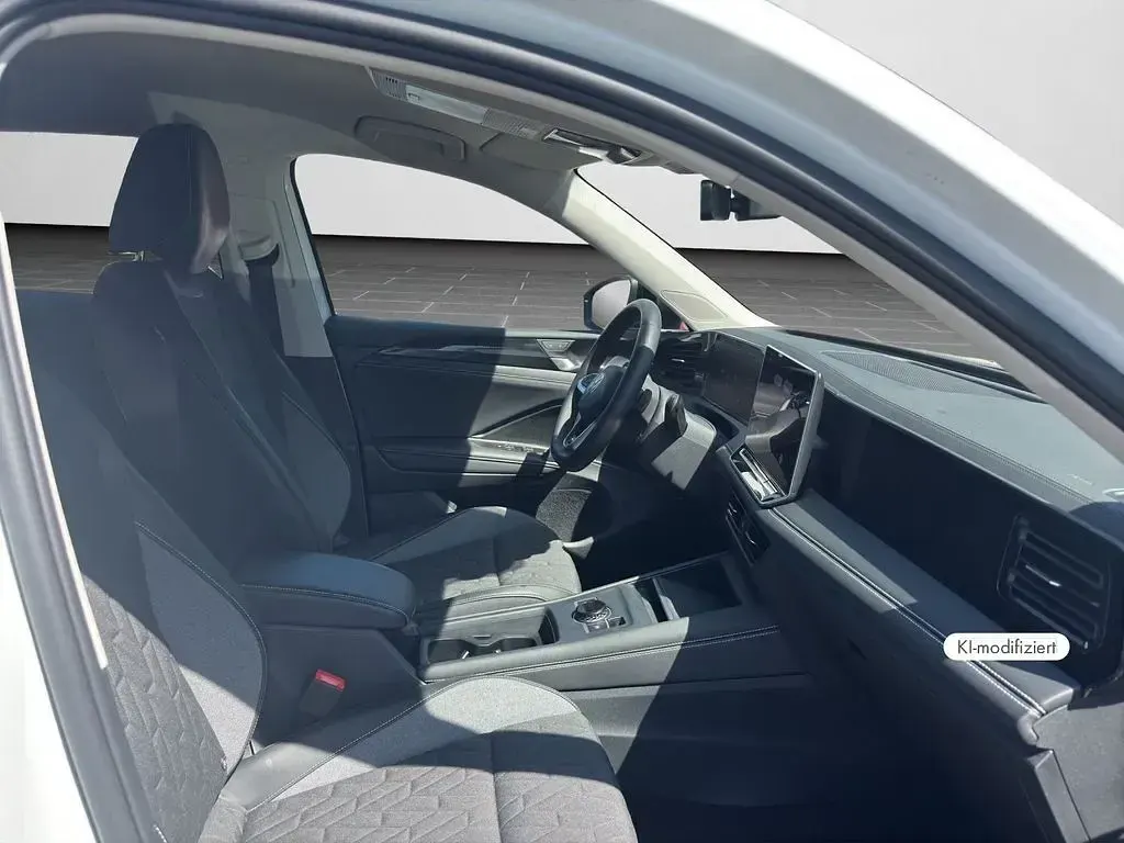 Gebraucht VW Tiguan Goal 150 PS (110 kW) 2025 Pure white SUV