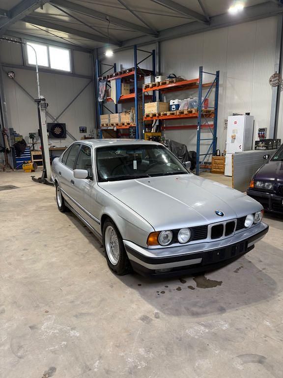Second-hand BMW 525 192 CP (141 kW) 1993 Gri Berlinǎ