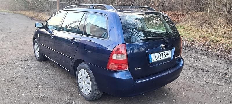 Gebraucht Toyota Corolla 110 PS (80 kW) 2003 Blau Kombi