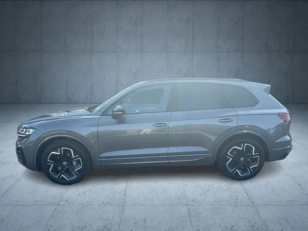 Gebraucht VW Touareg Edition 286 PS (210 kW) 2026 Grau SUV
