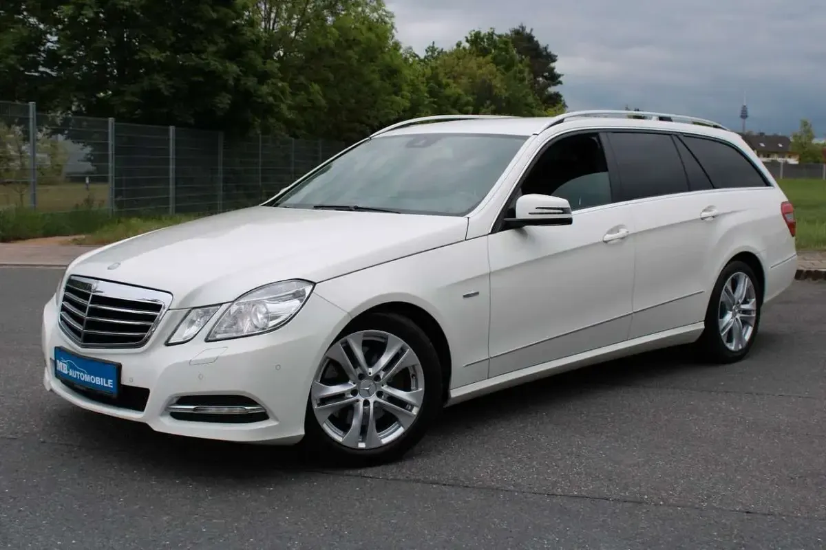 Usata Mercedes E250 Avantgarde 204 CV (150 kW) 2011 Bianco Station wagon