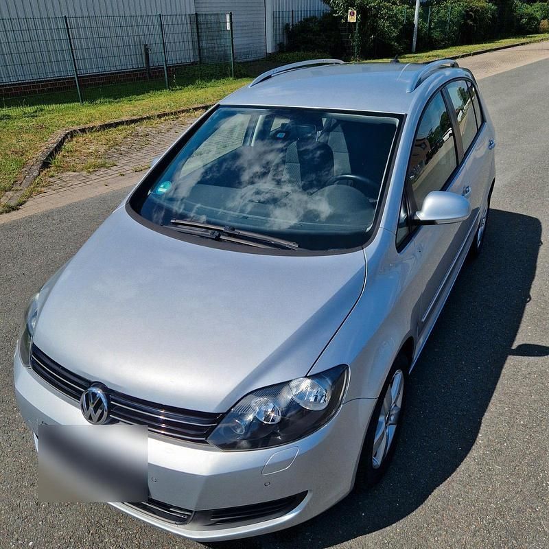 Gebraucht VW Golf VII 105 PS (77 kW) 2014 Silber Kleinwagen