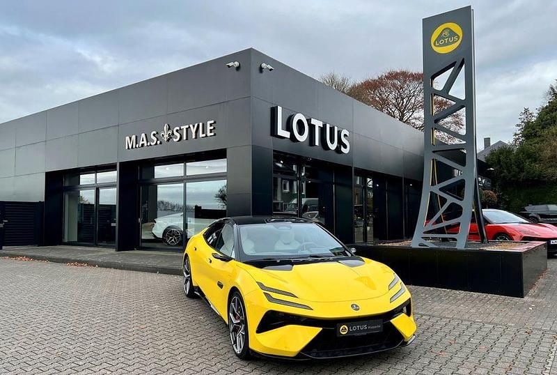 Solar yellow Gebraucht 2024 Lotus Emeya Kleinwagen | 84.950 € - Bild 1/4