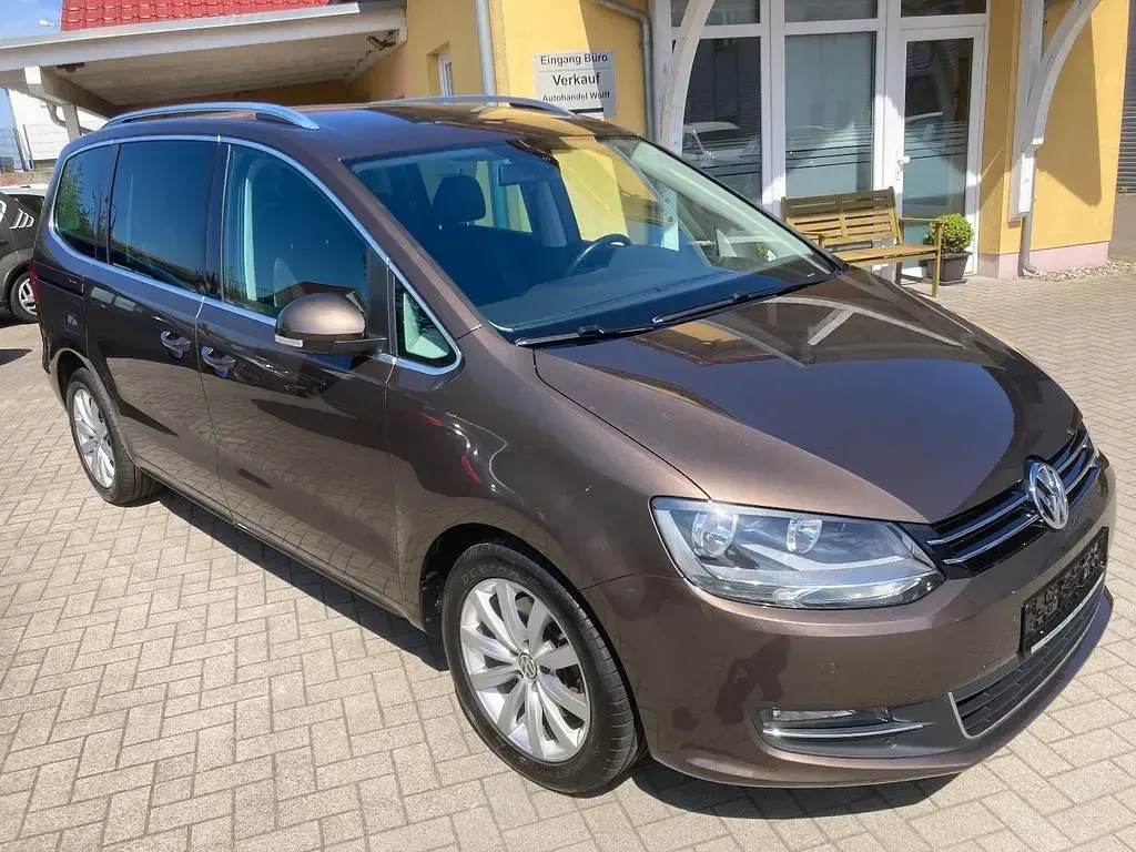 Gebraucht VW Sharan Highline 170 PS (125 kW) 2012 Braun Van / Kleinbus