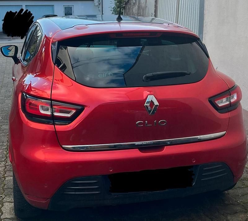 Gebraucht Renault Clio IV 118 PS (86 kW) 2018 Rot Kleinwagen