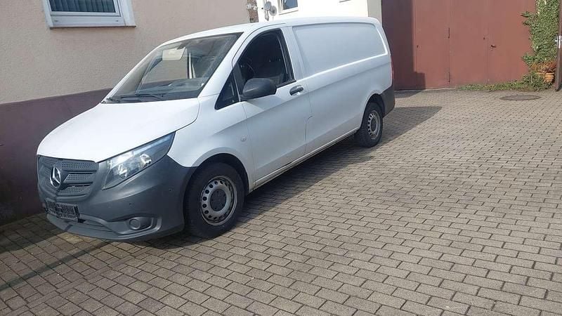 Gebraucht Mercedes Vito 88 PS (64 kW) 2015 Van
