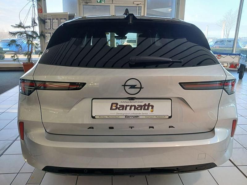 Neu Opel Astra 131 PS (96 kW) 2025 Grau Kombi