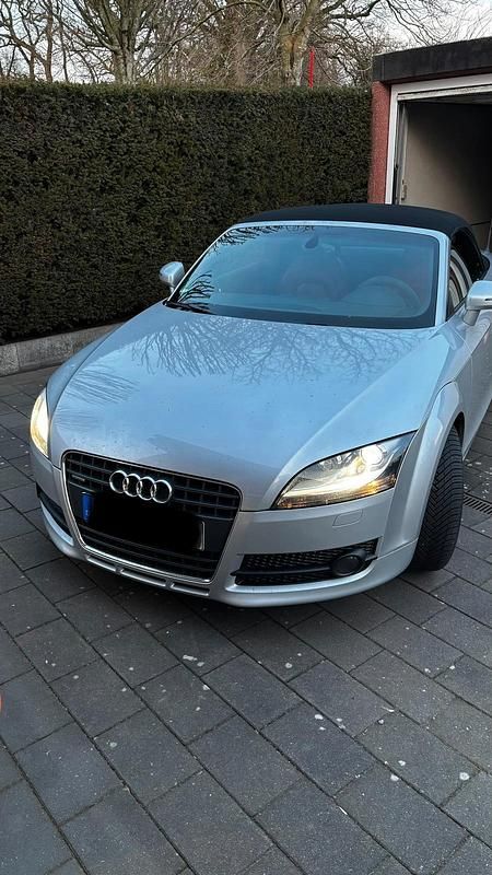 Gebraucht Audi TT Roadster 200 PS (147 kW) 2010 Silber Cabrio