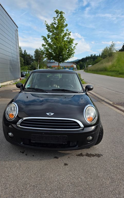 Schwarz Gebraucht 2009 Mini ONE Kleinwagen | 3.200 € (Guter Preis) - Bild 1/4