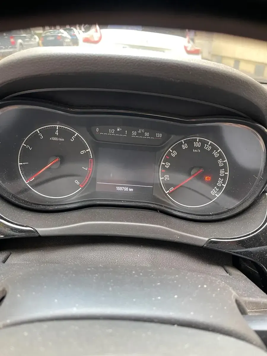 Gebraucht Opel Corsa Color Edition 90 PS (66 kW) 2017 Weiß Kleinwagen