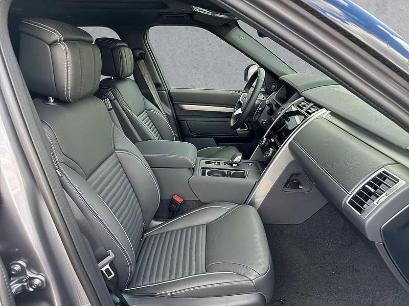 Gebraucht Land Rover Discovery 5 HSE Dynamic 304 PS (223 kW) 2024 Eiger grey SUV