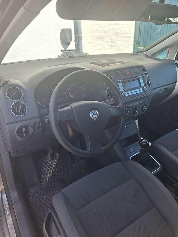 Gebraucht VW Golf Plus Cross Trendline 102 PS (75 kW) 2008 Grau Van / Kleinbus