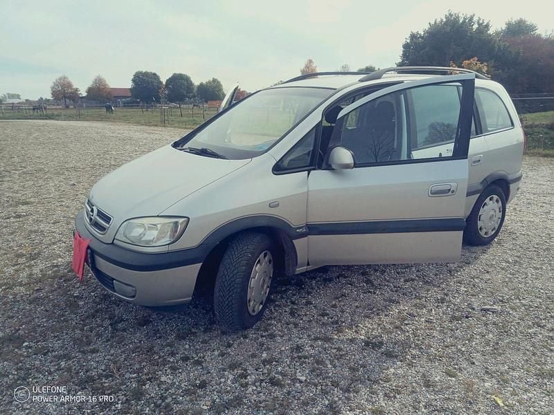 Silber Gebraucht 2003 Opel Zafira Van / Kleinbus | 1.800 € (Fairer Preis) - Bild 1/4