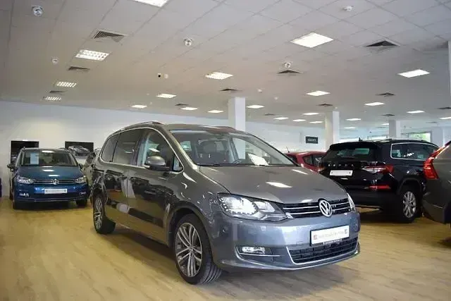 Gebraucht VW Sharan Highline 150 PS (110 kW) 2013 Grau Van / Kleinbus