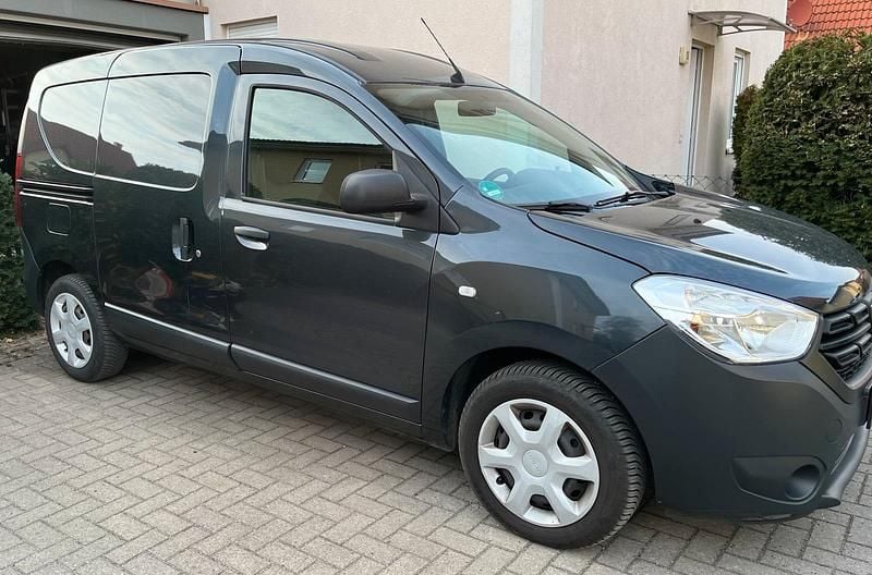 Gebraucht Dacia Dokker 130 PS (95 kW) 2020 Grau Van / Kleinbus