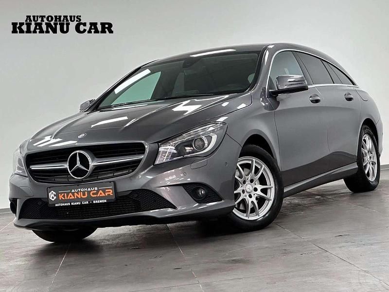 Mountaingrau Gebraucht 2016 Mercedes CLA180 Limousine | 14.900 € (Superpreis) - Bild 1/4