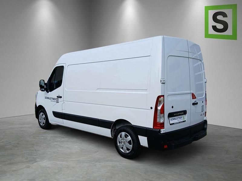 Gebraucht Renault Master Komfort 150 PS (110 kW) 2024 Weiß Van / Kleinbus