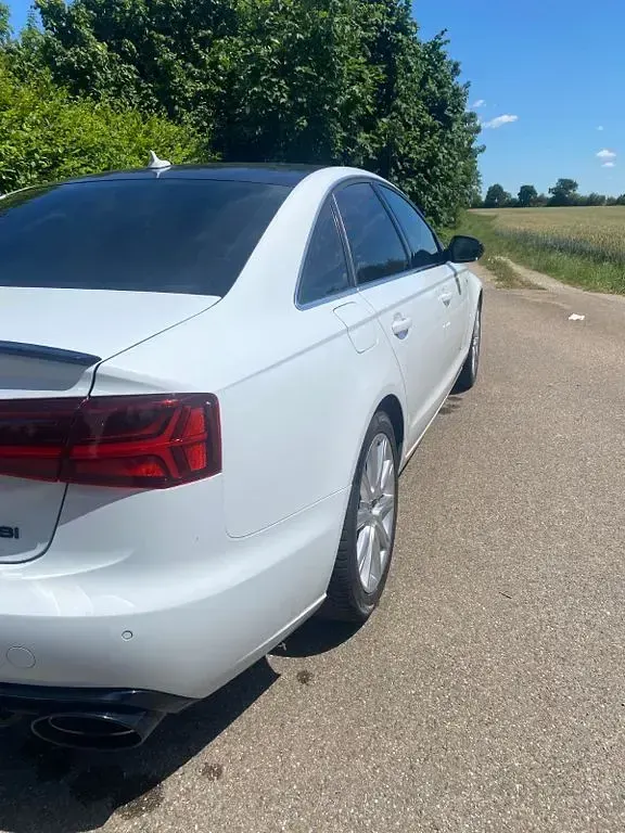 Gebraucht Audi A6 Sport 211 PS (155 kW) 2012 Weiß Limousine