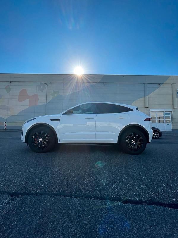 Gebraucht Jaguar E-Pace 241 PS (177 kW) 2020 Weiß SUV