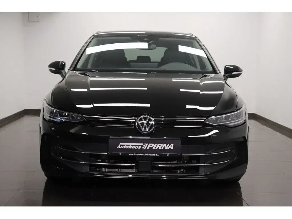 Gebraucht VW Golf VIII Goal 116 PS (85 kW) 2025 Schwarz Limousine