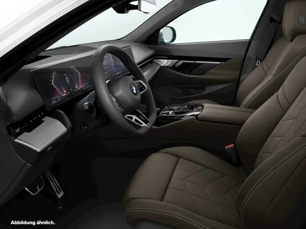 Gebraucht BMW 540 Sport Line 286 PS (210 kW) 2026 Weiß Kombi