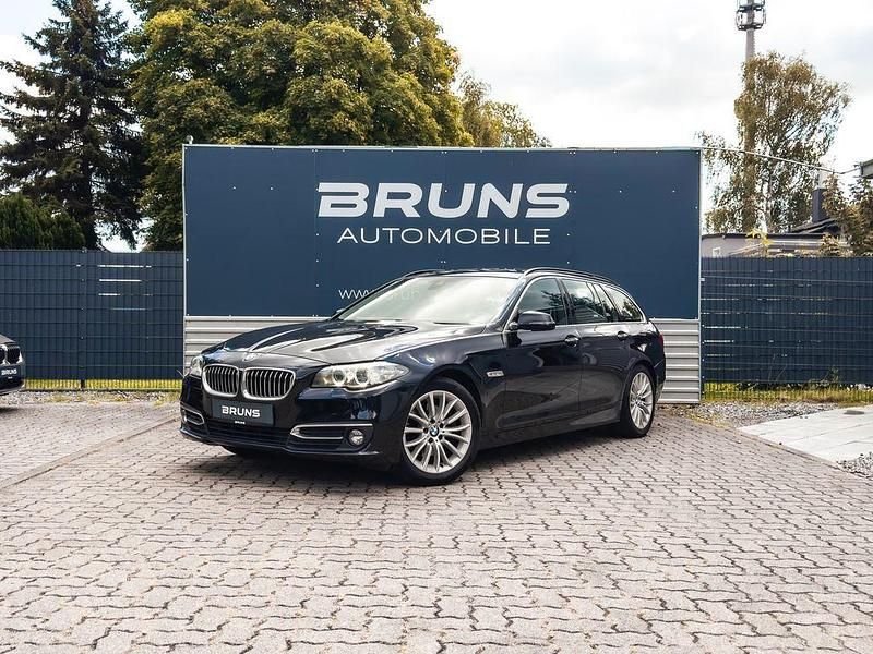 Schwarz Gebraucht 2016 BMW 520 Luxury Line Kombi | 14.890 € (Fairer Preis) - Bild 1/4