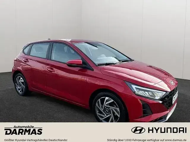 Usata Hyundai i20 Trend 101 CV (74 kW) 2024 Verde Berlina