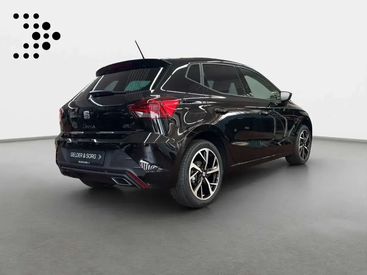 Neu Seat Ibiza FR 116 PS (85 kW) 2026 Midnight schwarz Kleinwagen