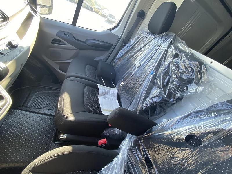 Neu Maxus V90 147 PS (108 kW) 2025 Weiss Van