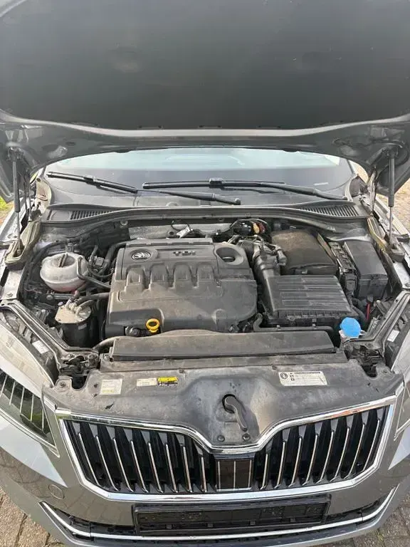 Gebraucht Skoda Superb Ambition 190 PS (139 kW) 2017 Silber Limousine