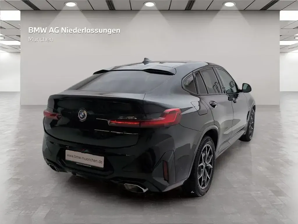Gebraucht BMW X4 Performance 286 PS (210 kW) 2023 Schwarz SUV
