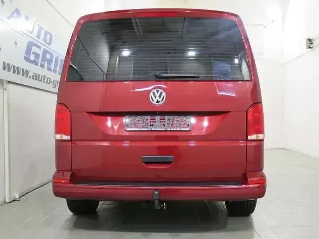 Gebraucht VW Multivan 150 PS (110 kW) 2021 Fortanarot metallic Van / Kleinbus