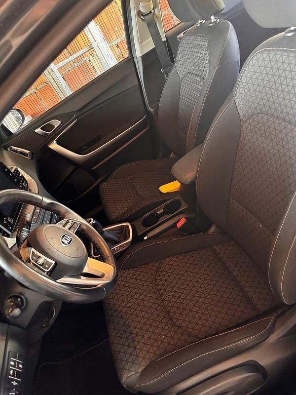 Gebraucht Kia XCeed 120 PS (88 kW) 2020 Grau SUV