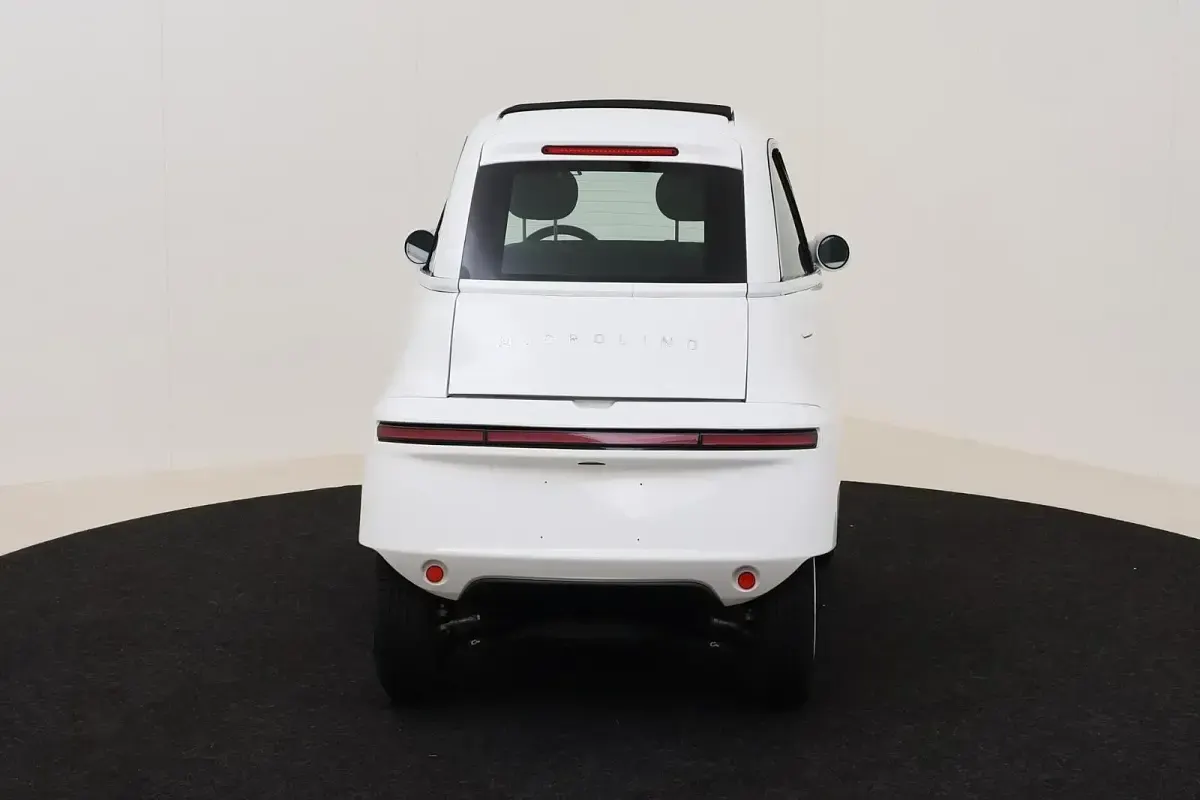 Gebraucht Micro Microlino 13 kW (18 PS) 2024 Weiß Kleinwagen