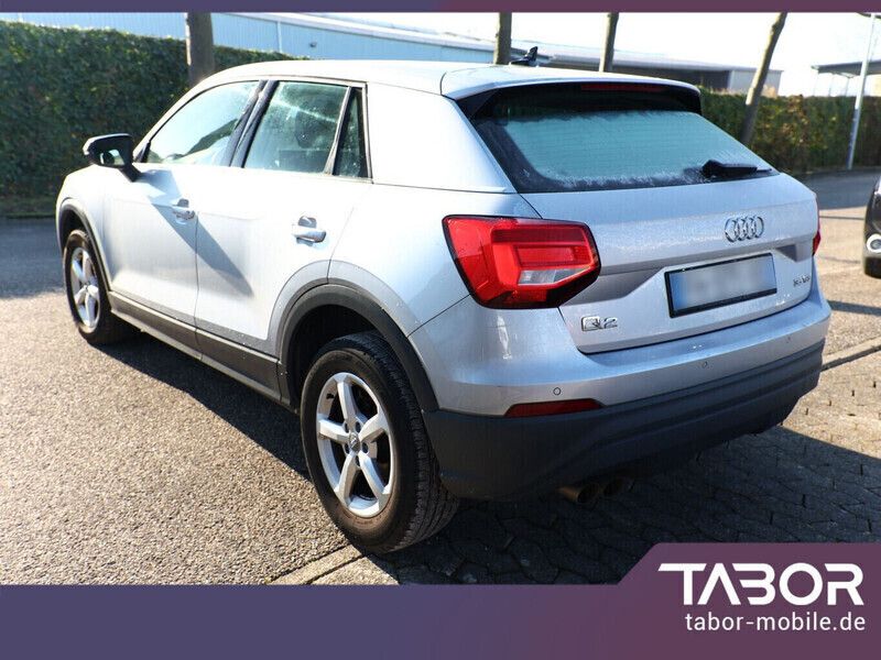 Gebraucht Audi Q2 Basis 150 PS (110 kW) 2019 Silber SUV