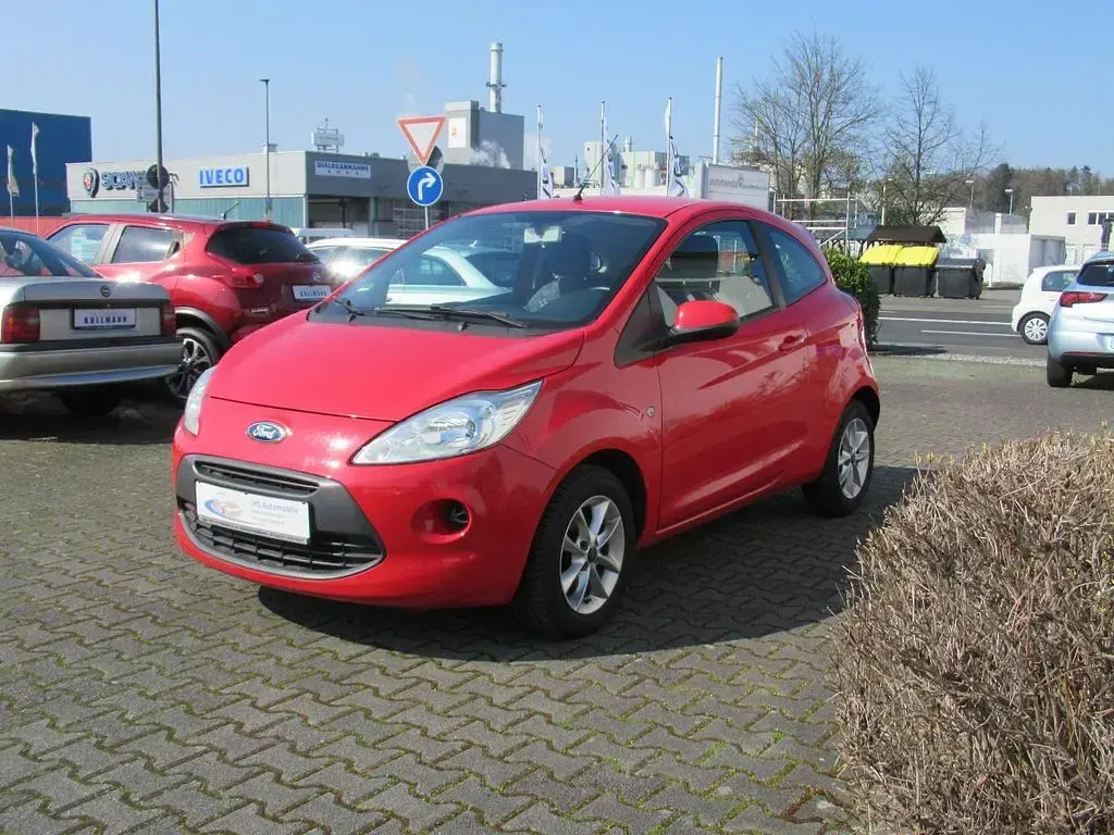 Gebraucht Ford Ka Cool & Sound Edition 69 PS (50 kW) 2014 Rot Kleinwagen