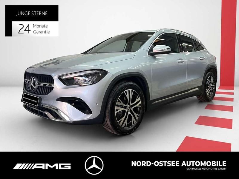 Usata Mercedes GLA200 Progressive 163 CV (119 kW) 2025 Argento SUV