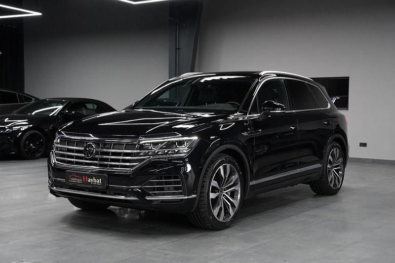 Gebraucht VW Touareg 381 PS (280 kW) 2022 Schwarz SUV