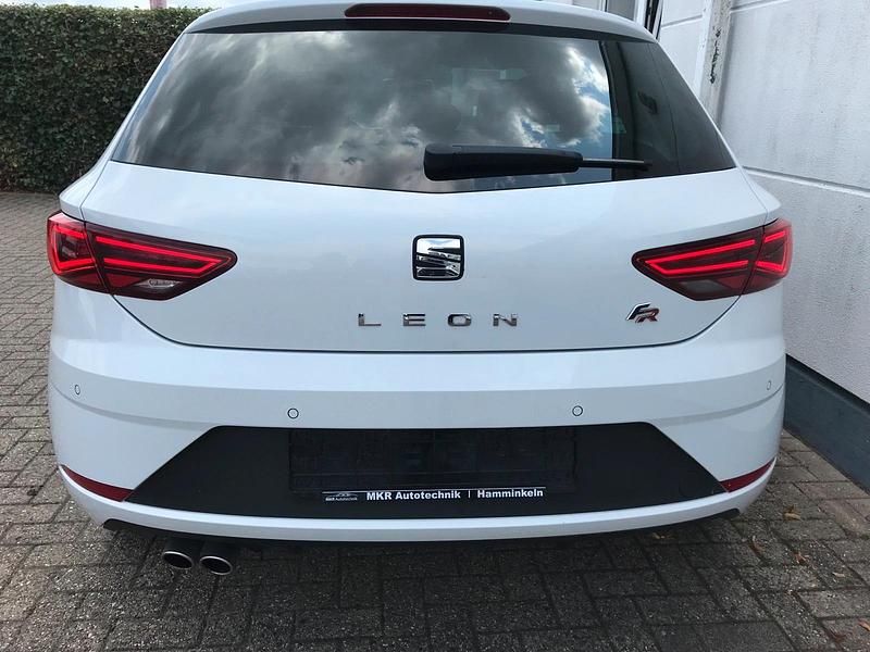Gebraucht Seat Leon Beats 150 PS (110 kW) 2019 Weiß Limousine