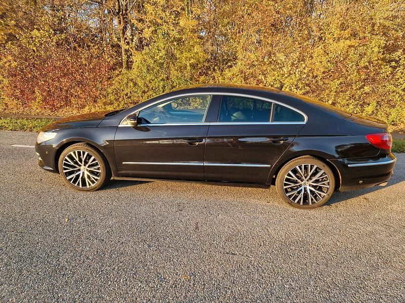 Gebraucht VW Passat 170 PS (125 kW) 2011 Schwarz Coupé